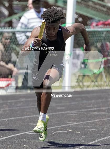 Thumbnail 3 in Border Brawl Relays photogallery.