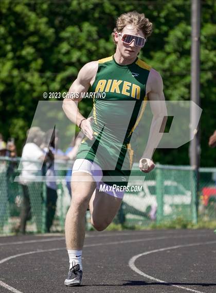 Thumbnail 2 in Border Brawl Relays photogallery.