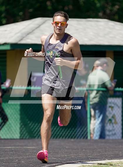 Thumbnail 2 in Border Brawl Relays photogallery.