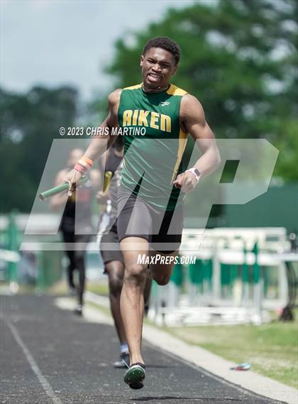 Thumbnail 2 in Border Brawl Relays photogallery.