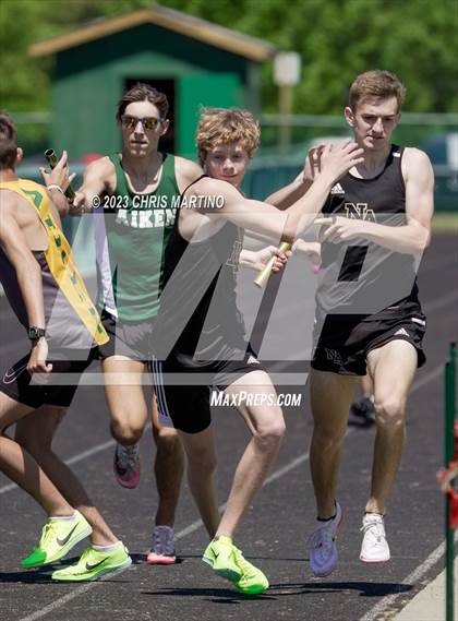 Thumbnail 2 in Border Brawl Relays photogallery.