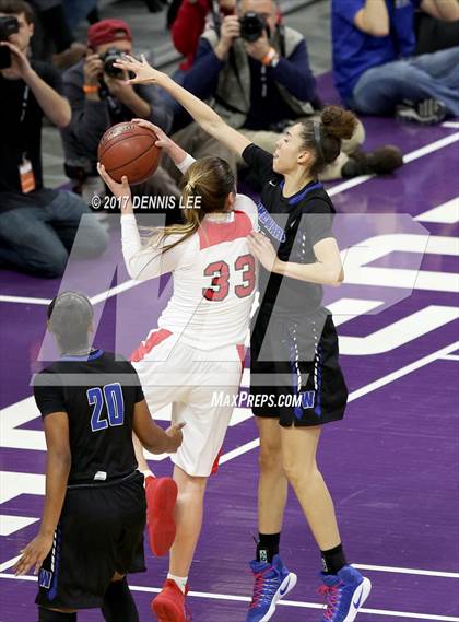 Thumbnail 2 in Windward @ McClatchy (CIF State Division 1 Final) photogallery.
