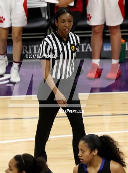 Thumbnail 1 in Windward @ McClatchy (CIF State Division 1 Final) photogallery.