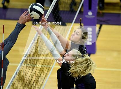 Thumbnail 2 in Rogers @ Fayetteville photogallery.
