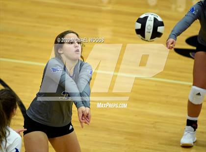 Thumbnail 3 in Rogers @ Fayetteville photogallery.