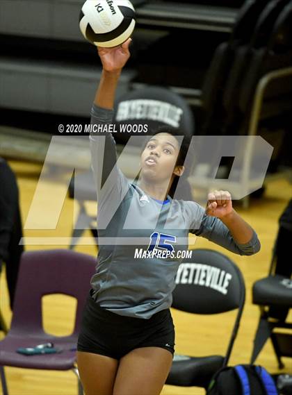 Thumbnail 1 in Rogers @ Fayetteville photogallery.
