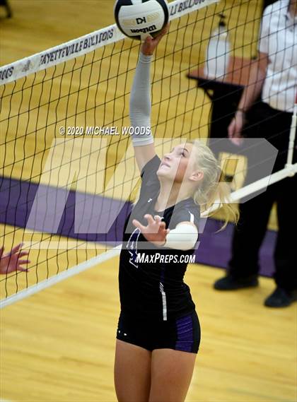 Thumbnail 3 in Rogers @ Fayetteville photogallery.