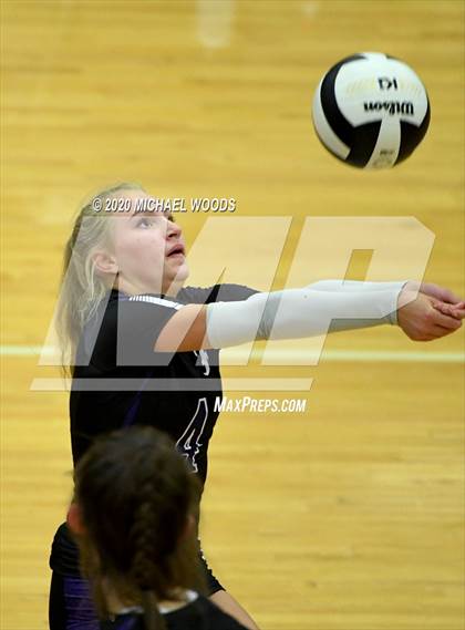Thumbnail 3 in Rogers @ Fayetteville photogallery.