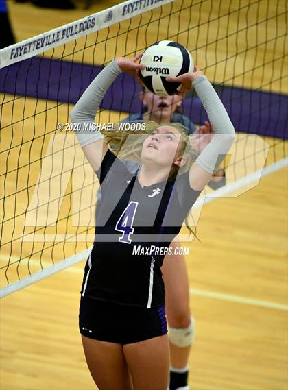 Thumbnail 3 in Rogers @ Fayetteville photogallery.