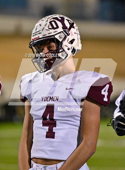 Thumbnail 2 in C.H. Yoe vs West (UIL 3A Bi-District) photogallery.