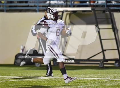Thumbnail 1 in C.H. Yoe vs West (UIL 3A Bi-District) photogallery.
