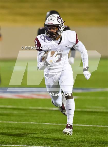 Thumbnail 1 in C.H. Yoe vs West (UIL 3A Bi-District) photogallery.