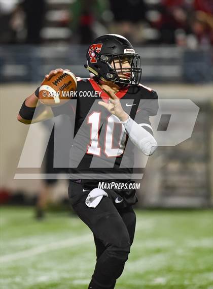 Thumbnail 2 in C.H. Yoe vs West (UIL 3A Bi-District) photogallery.
