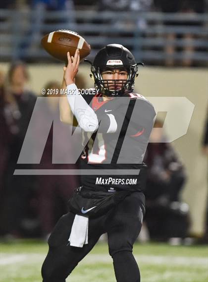 Thumbnail 3 in C.H. Yoe vs West (UIL 3A Bi-District) photogallery.