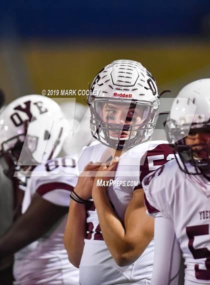 Thumbnail 3 in C.H. Yoe vs West (UIL 3A Bi-District) photogallery.