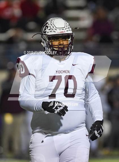 Thumbnail 2 in C.H. Yoe vs West (UIL 3A Bi-District) photogallery.