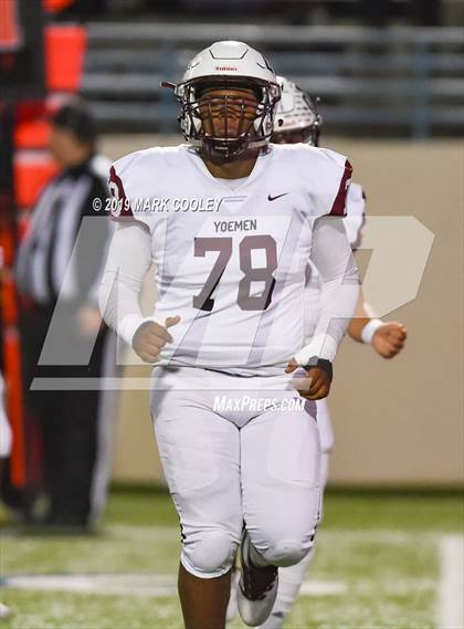 Thumbnail 3 in C.H. Yoe vs West (UIL 3A Bi-District) photogallery.