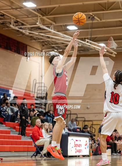 Thumbnail 1 in Maricopa @ Sahuaro photogallery.