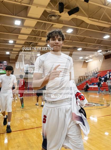 Thumbnail 1 in Maricopa @ Sahuaro photogallery.