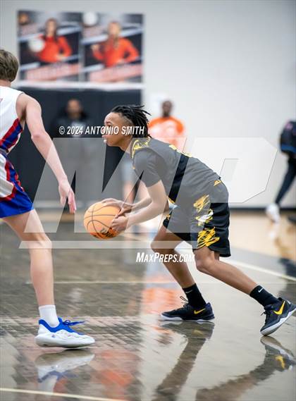Thumbnail 1 in Chapel Hill vs. Sanderson (Battle in the Bull Invitational) photogallery.
