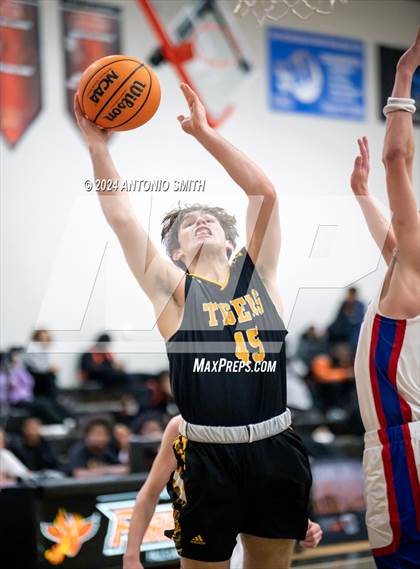 Thumbnail 1 in Chapel Hill vs. Sanderson (Battle in the Bull Invitational) photogallery.