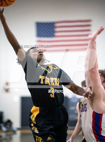 Thumbnail 3 in Chapel Hill vs. Sanderson (Battle in the Bull Invitational) photogallery.