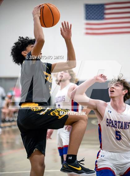 Thumbnail 2 in Chapel Hill vs. Sanderson (Battle in the Bull Invitational) photogallery.