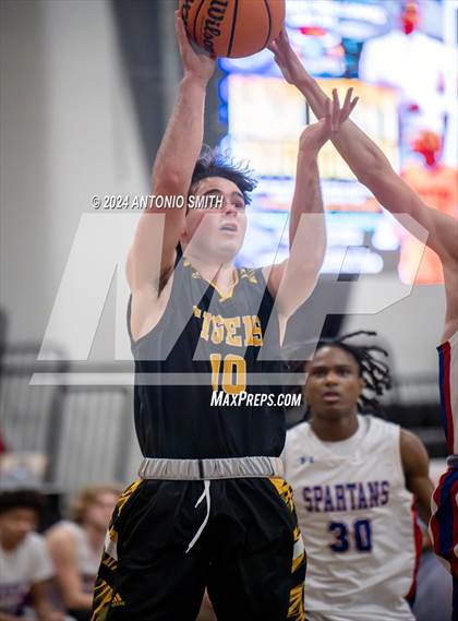 Thumbnail 2 in Chapel Hill vs. Sanderson (Battle in the Bull Invitational) photogallery.