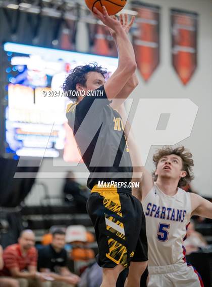 Thumbnail 2 in Chapel Hill vs. Sanderson (Battle in the Bull Invitational) photogallery.
