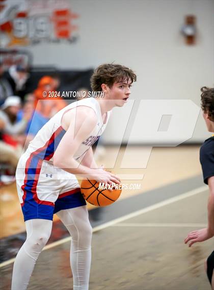 Thumbnail 2 in Chapel Hill vs. Sanderson (Battle in the Bull Invitational) photogallery.