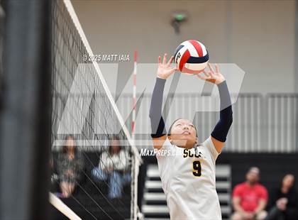 Thumbnail 2 in Highland Park @ Creekview photogallery.