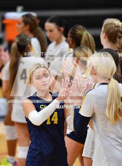 Thumbnail 1 in Highland Park @ Creekview photogallery.