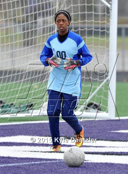 Thumbnail 1 in Paris vs Hudson (Bonham Tournament) photogallery.