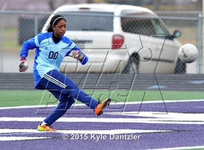 Thumbnail 2 in Paris vs Hudson (Bonham Tournament) photogallery.