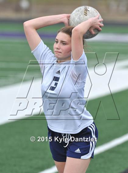 Thumbnail 1 in Paris vs Hudson (Bonham Tournament) photogallery.