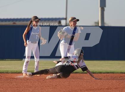 Thumbnail 3 in Norman @ Deer Creek photogallery.