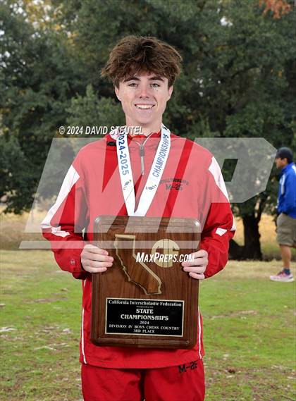 Thumbnail 2 in CIF State Cross Country Championships (Boys Awards) photogallery.