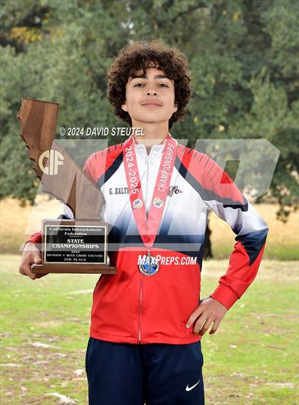 Thumbnail 1 in CIF State Cross Country Championships (Boys Awards) photogallery.