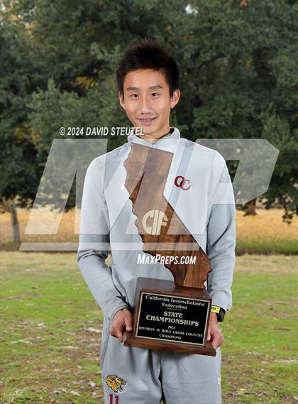 Thumbnail 2 in CIF State Cross Country Championships (Boys Awards) photogallery.