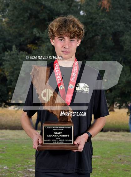 Thumbnail 2 in CIF State Cross Country Championships (Boys Awards) photogallery.