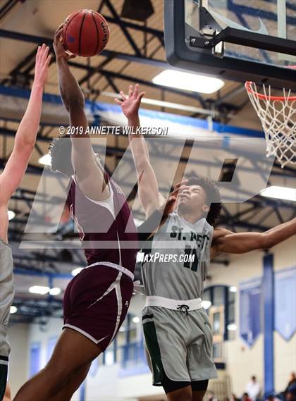 Thumbnail 1 in St. Petersburg vs. West Oaks (ARS/Rescue Rooter National Hoopfest) photogallery.