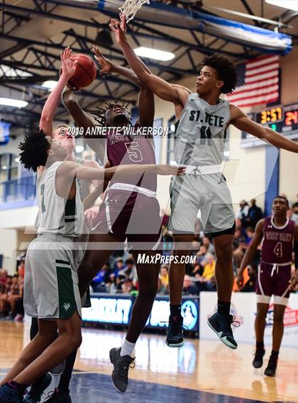 Thumbnail 1 in St. Petersburg vs. West Oaks (ARS/Rescue Rooter National Hoopfest) photogallery.