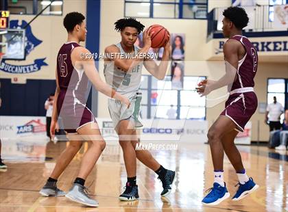 Thumbnail 3 in St. Petersburg vs. West Oaks (ARS/Rescue Rooter National Hoopfest) photogallery.