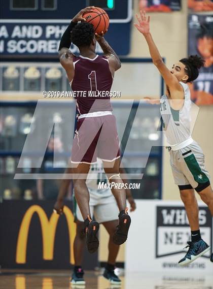 Thumbnail 1 in St. Petersburg vs. West Oaks (ARS/Rescue Rooter National Hoopfest) photogallery.