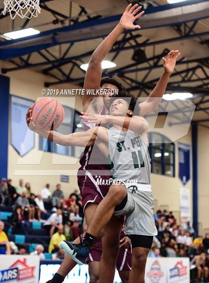 Thumbnail 1 in St. Petersburg vs. West Oaks (ARS/Rescue Rooter National Hoopfest) photogallery.