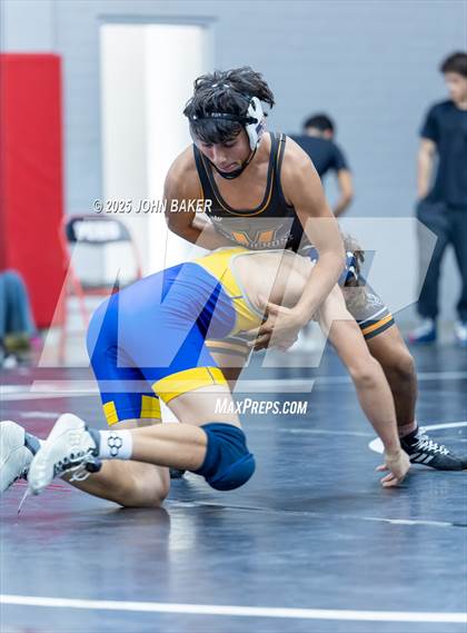 Thumbnail 3 in Lovelock Mustangs Tournament (132lbs) photogallery.