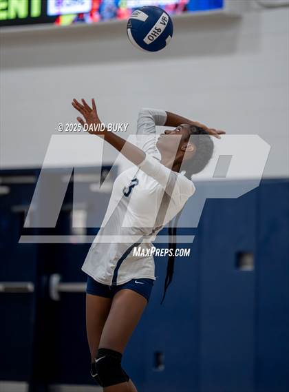 Thumbnail 2 in Mt Vernon @ Osbourn (Scrimmage) photogallery.