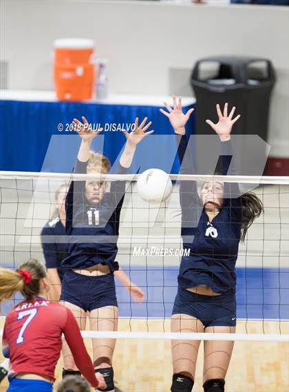 Thumbnail 3 in Cherry Creek vs. Ralston Valley (CHSAA 5A First Round) photogallery.
