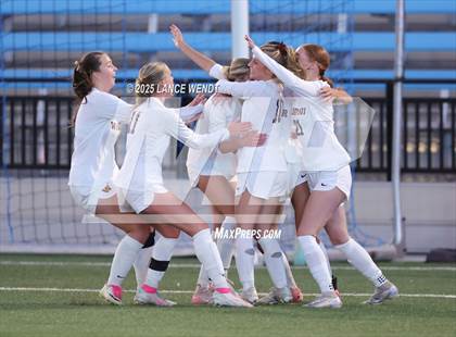 Thumbnail 2 in Windsor @ Evergreen (CHSAA 4A Final) photogallery.