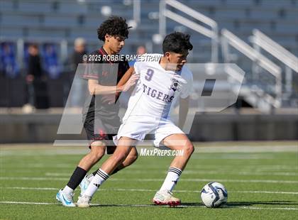 Thumbnail 1 in Mount Vernon vs. Gainesville (Sulphur Springs 4A Elite Invitational) photogallery.